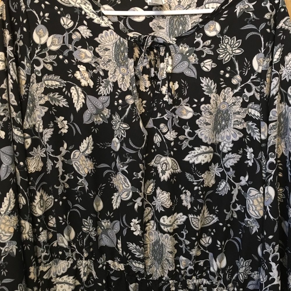 Dress - Picture 3 of 3